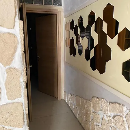 Fantasy House كريمونا